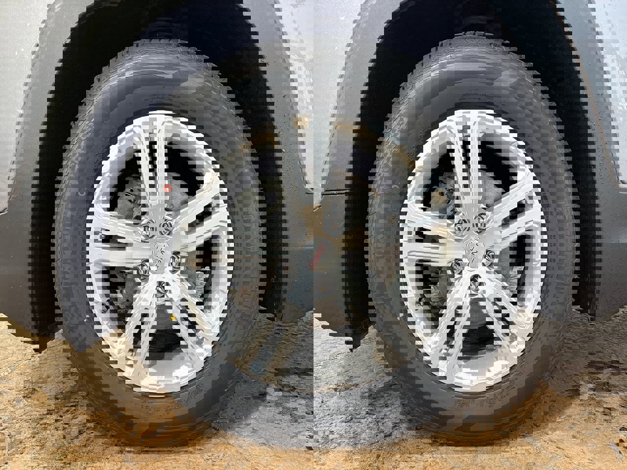 Used 2020 GMC Terrain SLE image 10