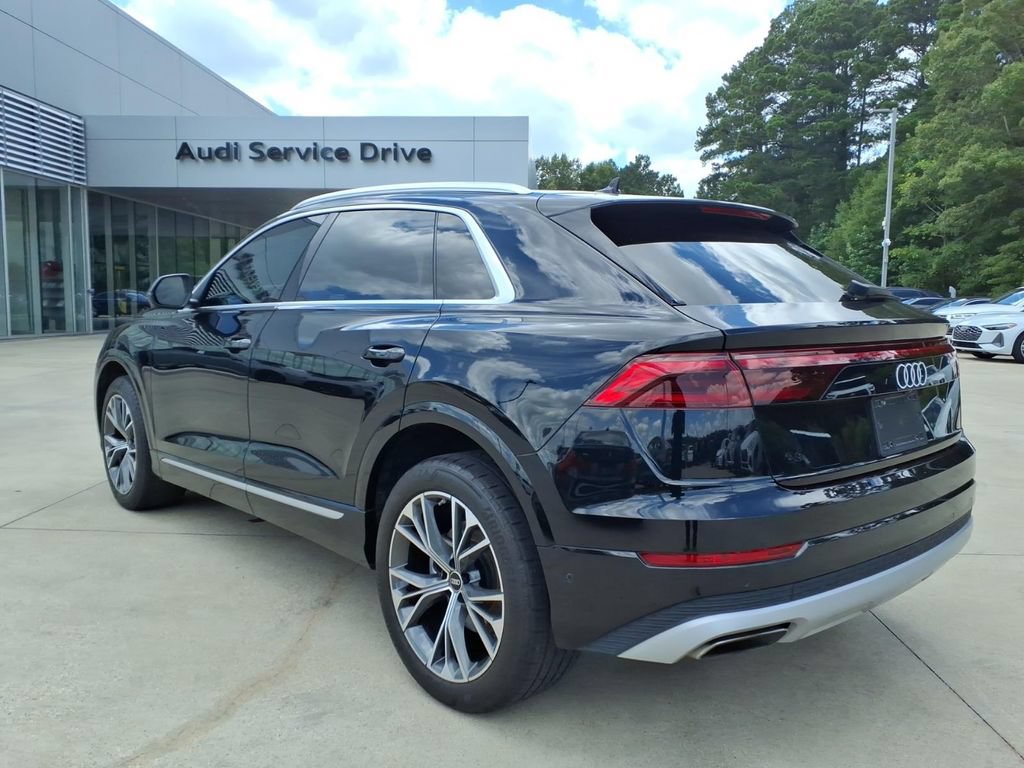 Used 2024 Audi Q8 Premium Plus AWD/4WD image 3