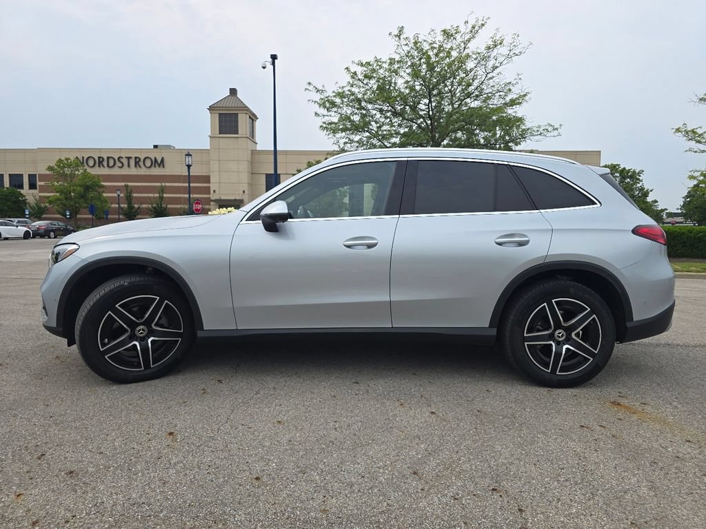 Used 2026 Mercedes-Benz GLC 300 4MATIC image 17