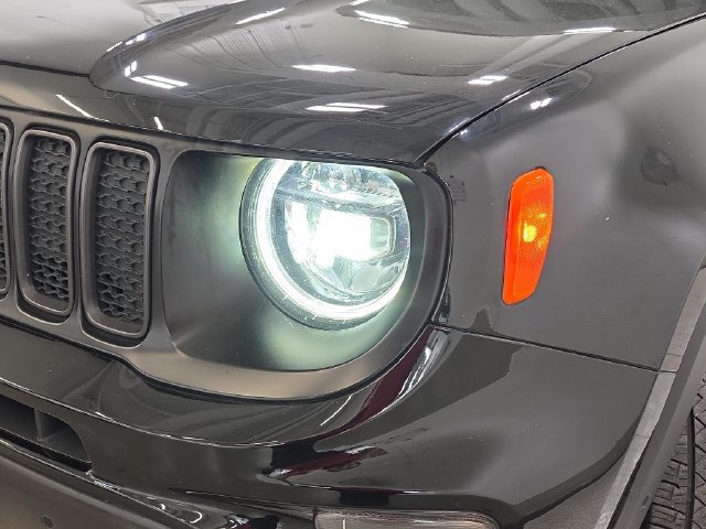 Used 2021 Jeep Renegade Latitude AWD/4WD image 28