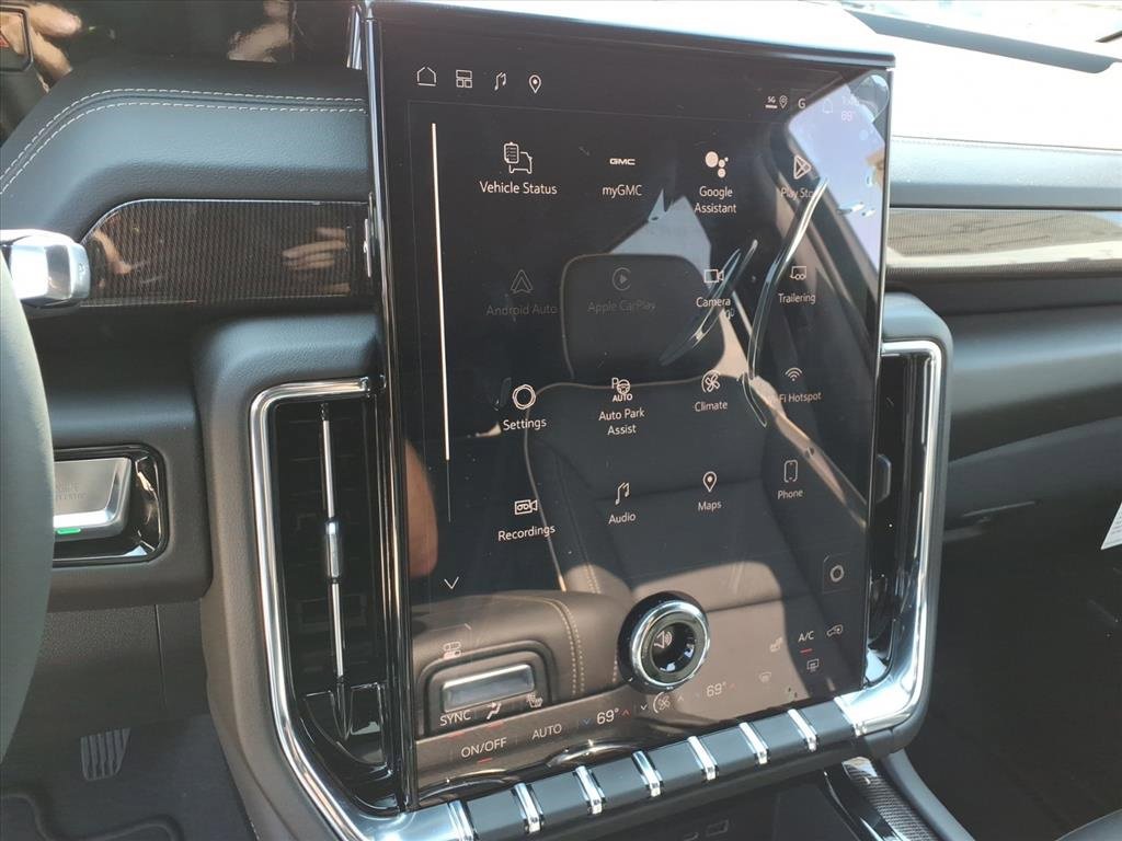 New 2026 GMC Yukon Elevation image 16