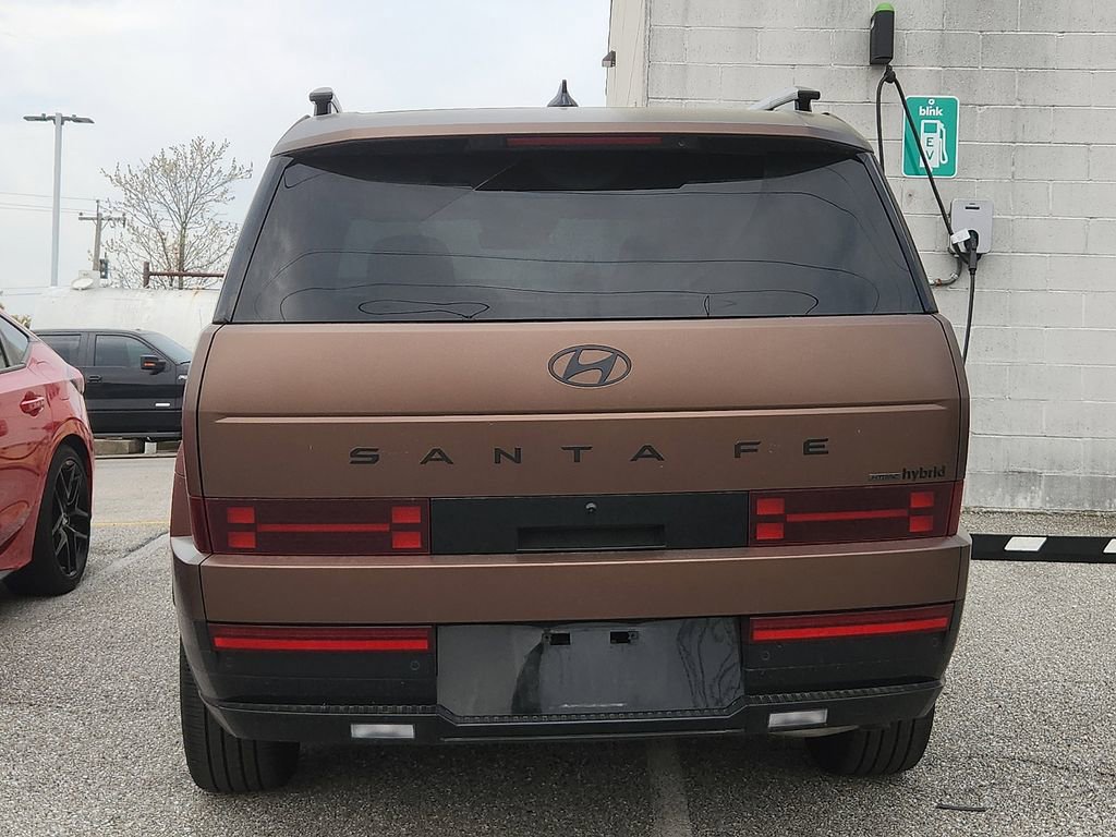 Used 2025 Hyundai Santa Fe Calligraphy image 3