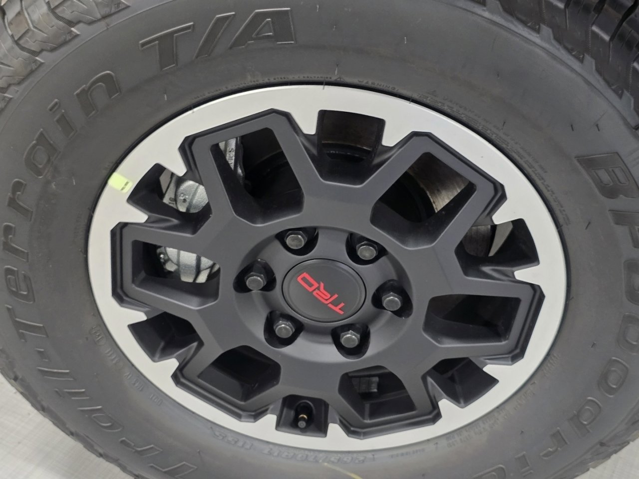 New 2026 Toyota Tacoma SR5 image 12