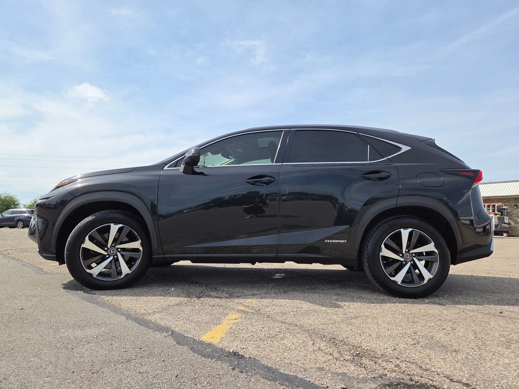 Used 2018 Lexus NX 300h AWD w/ Premium Package image 25