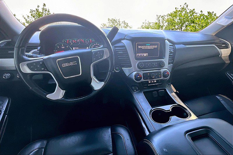 Used 2018 GMC Yukon SLT w/ Open Road Package AWD/4WD image 7