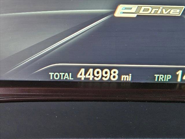 Used 2018 BMW 530e xDrive w/ Premium Package 2 image 10