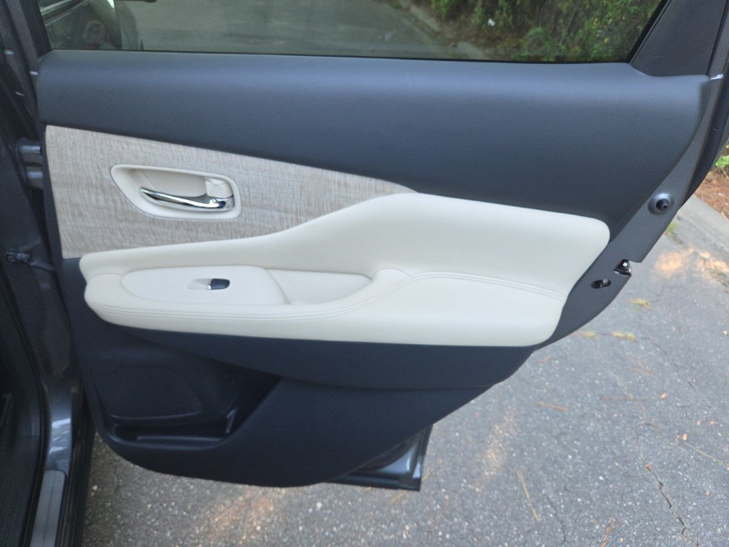Used 2024 Nissan Murano SL AWD/4WD image 33