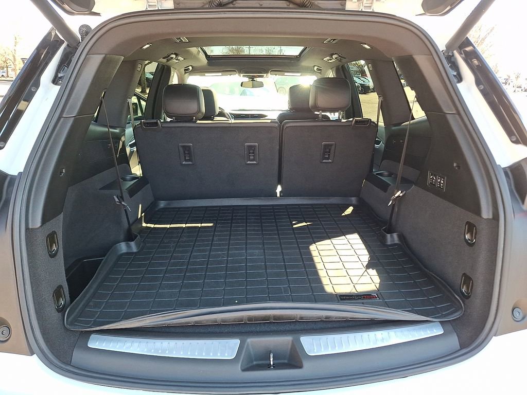 Used 2021 Cadillac XT6 Premium Luxury image 29