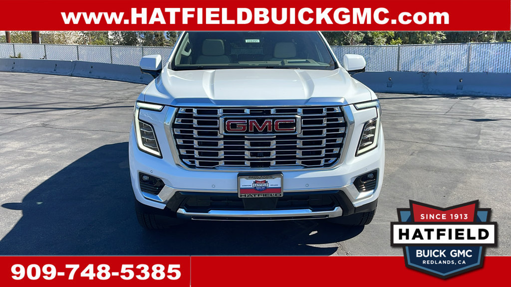 New 2026 GMC Yukon Denali w/ Denali Reserve Package AWD/4WD image 8