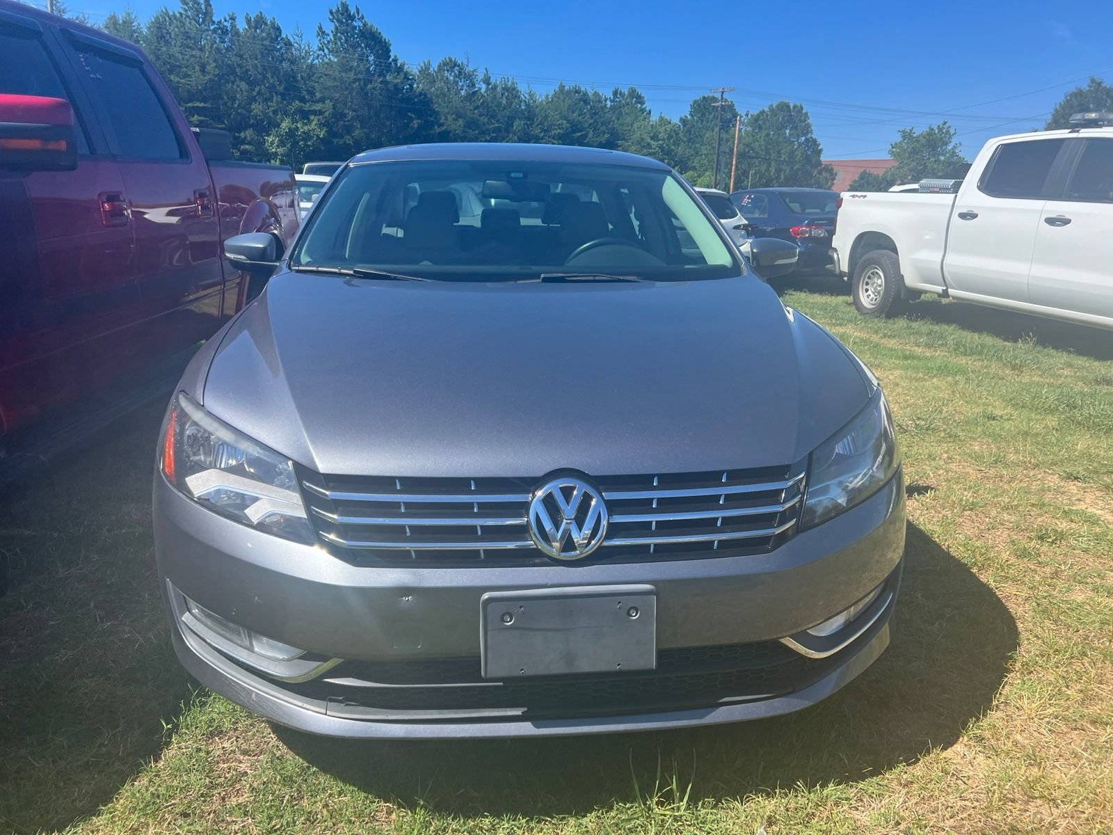 Used 2015 Volkswagen Passat TDI SEL Premium FWD image 7