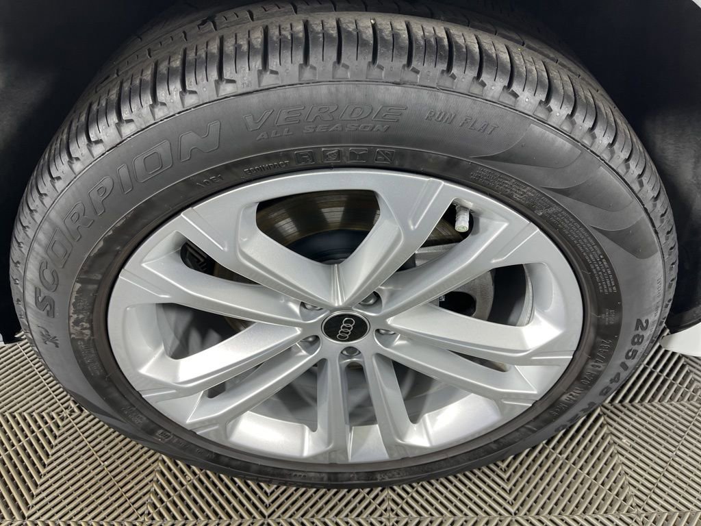 Used 2025 Audi Q7 3.0T Premium Plus image 17