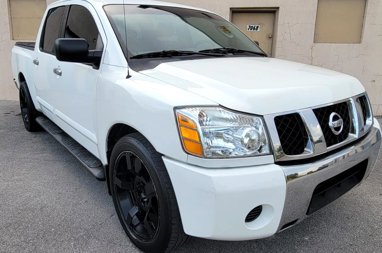 Used 2007 Nissan Titan SE image 3