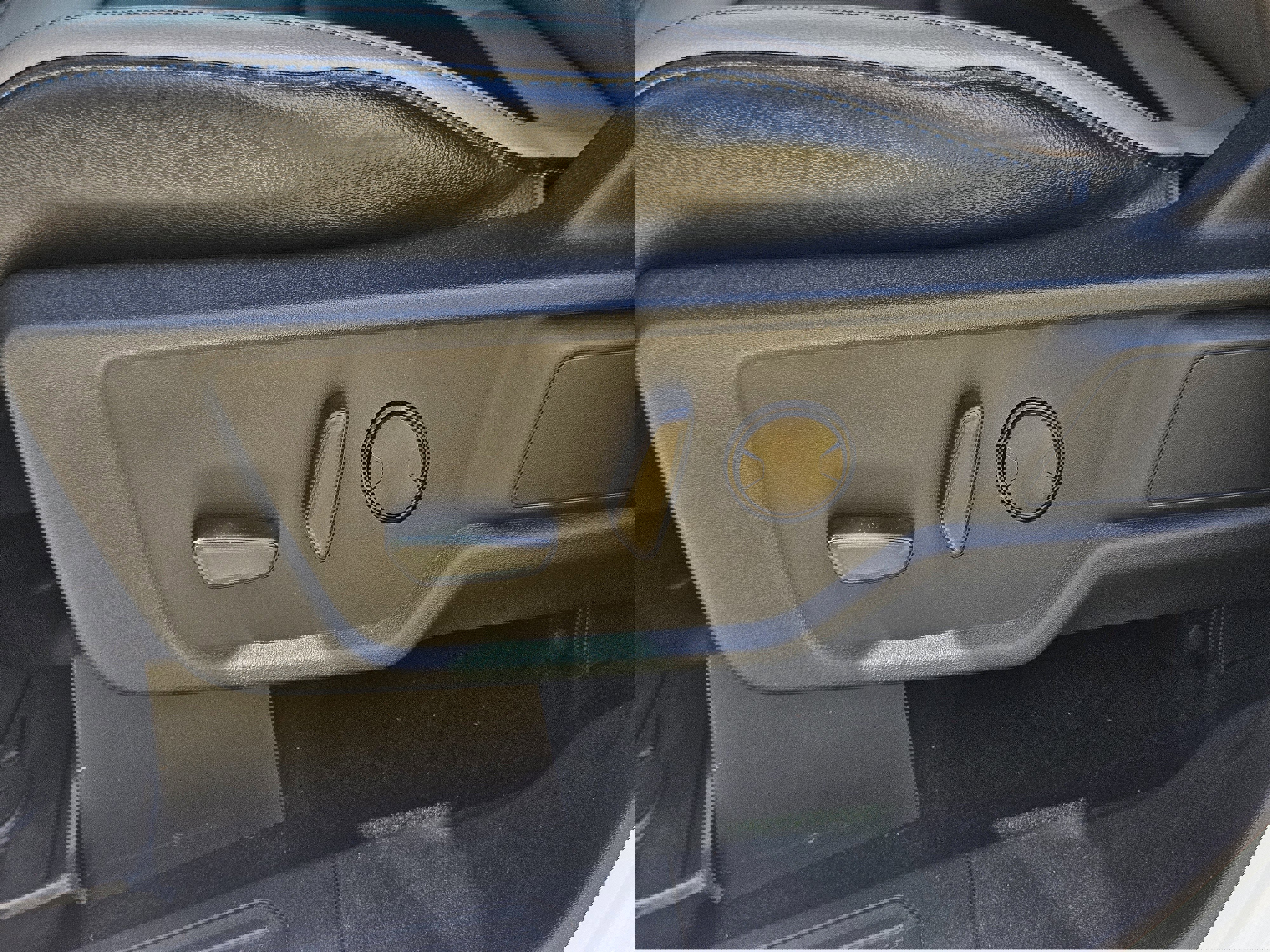 Used 2023 Ford Bronco Wildtrak image 27