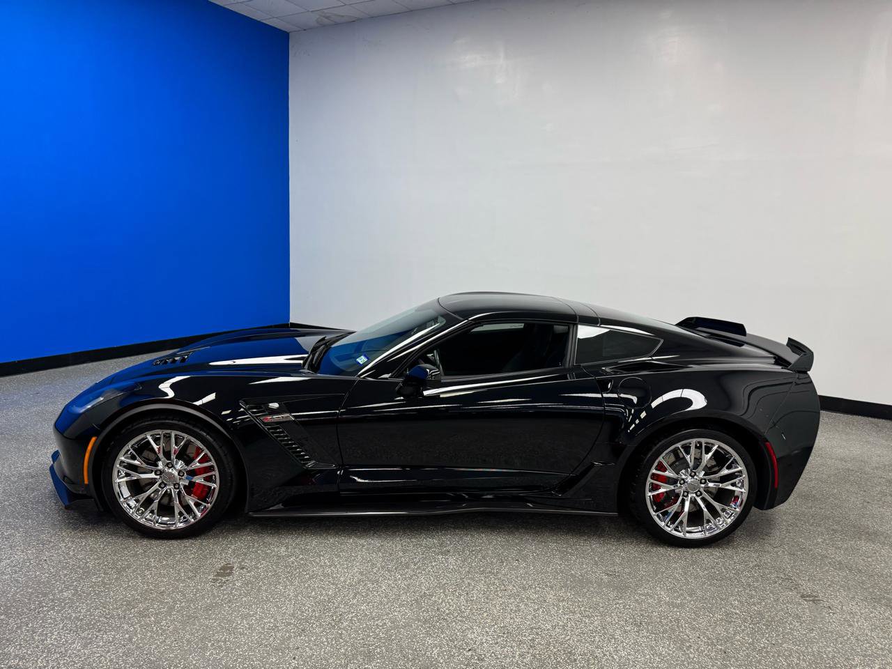 Used 2017 Chevrolet Corvette Z06 RWD image 5