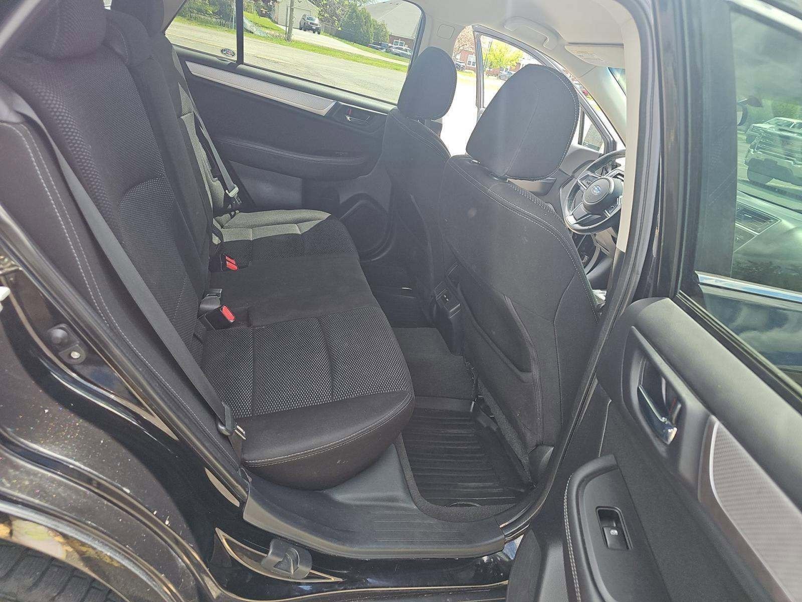Used 2018 Subaru Outback 2.5i Premium AWD/4WD image 12