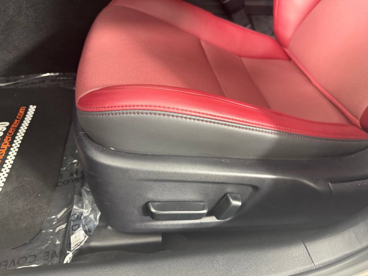 Used 2023 Lexus IS 300 w/ Comfort Package RWD image 11