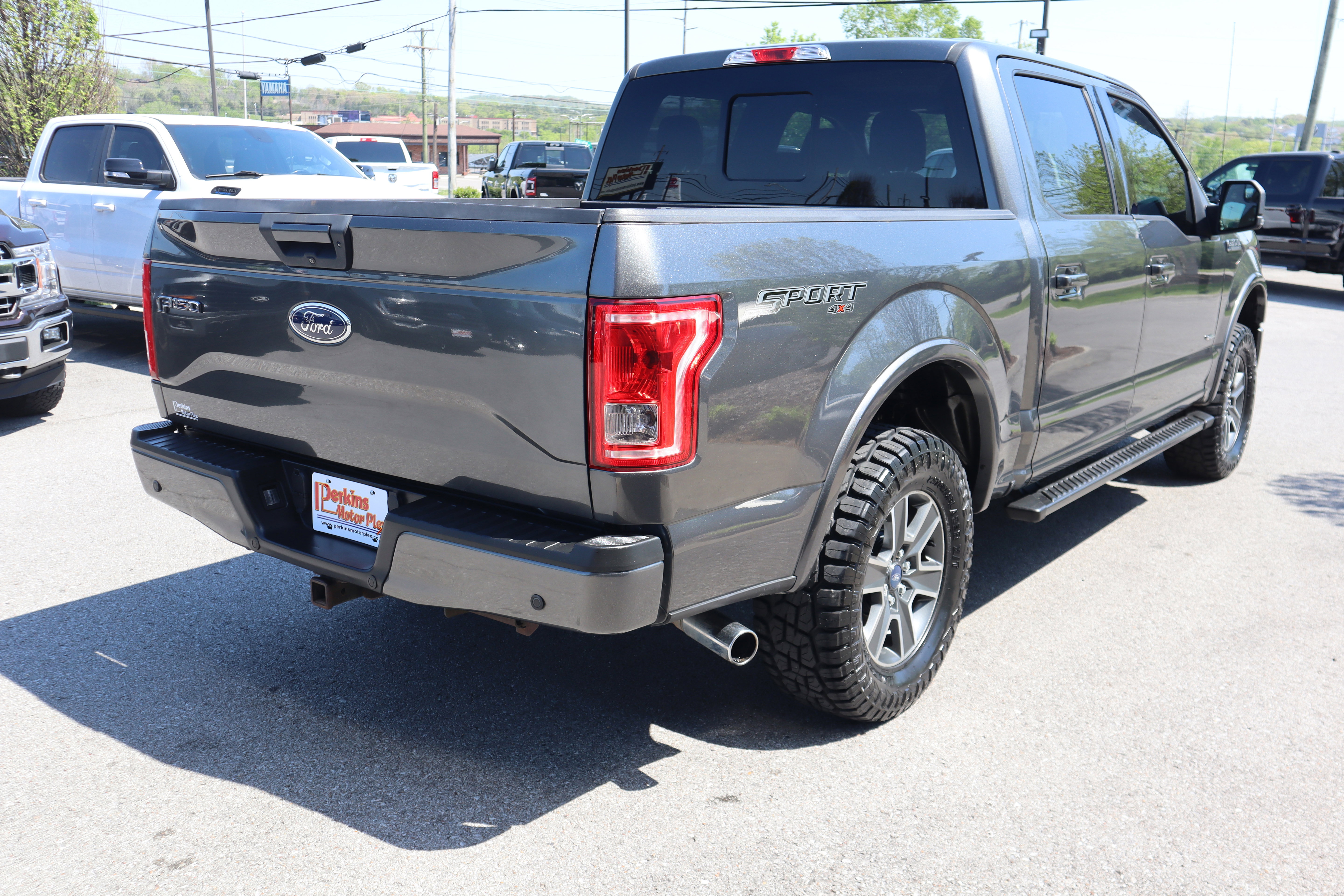 Used 2016 Ford F150 XLT w/ Equipment Group 302A Luxury image 7