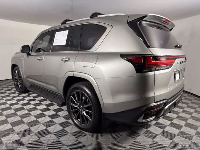 Used 2026 Lexus LX 600 F Sport w/ Accessory Package (Z1) AWD/4WD image 4