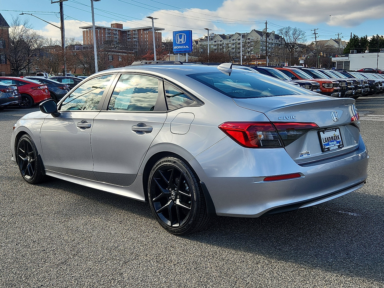 Used 2023 Honda Civic Sport image 5