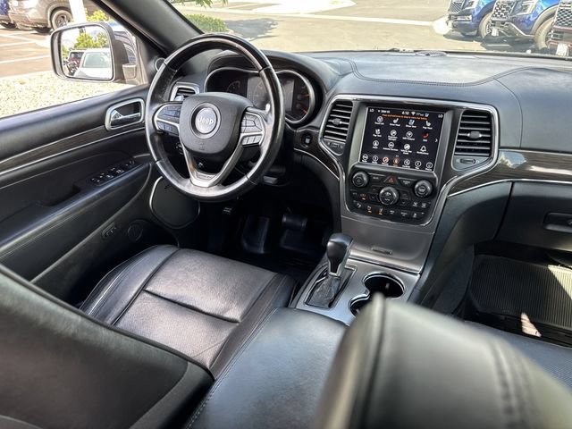 Used 2018 Jeep Grand Cherokee Overland AWD/4WD image 26