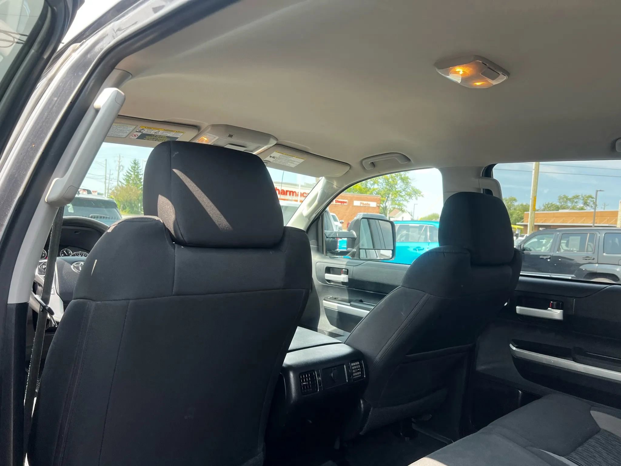 Used 2016 Toyota Tundra SR5 image 19