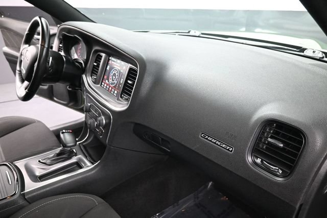 Used 2022 Dodge Charger R/T w/ Blacktop Package RWD image 25