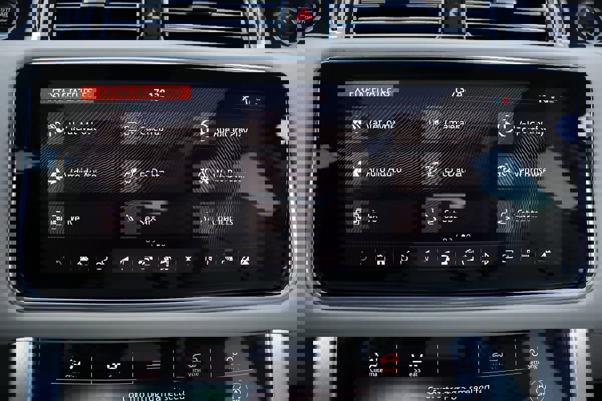 Used 2021 Land Rover Range Rover P525 Westminster Edition LWB image 27