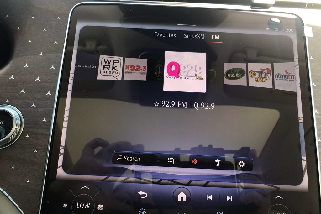 Used 2023 Mercedes-Benz EQS 450+ SUV image 15