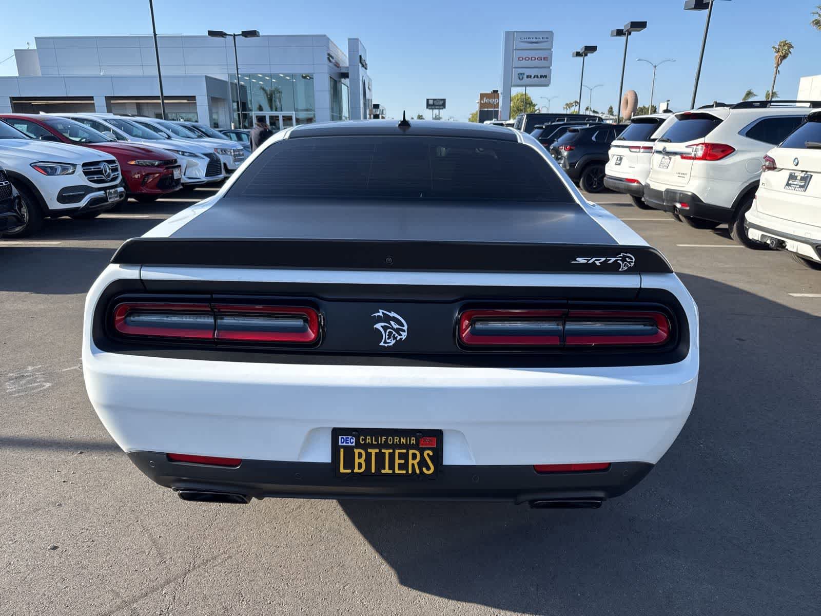 Used 2023 Dodge Challenger SRT Hellcat w/ Driver Convenience Group RWD image 5