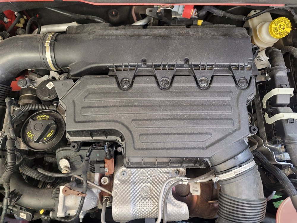 Used 2021 Jeep Renegade Latitude w/ Luxury Group I image 30