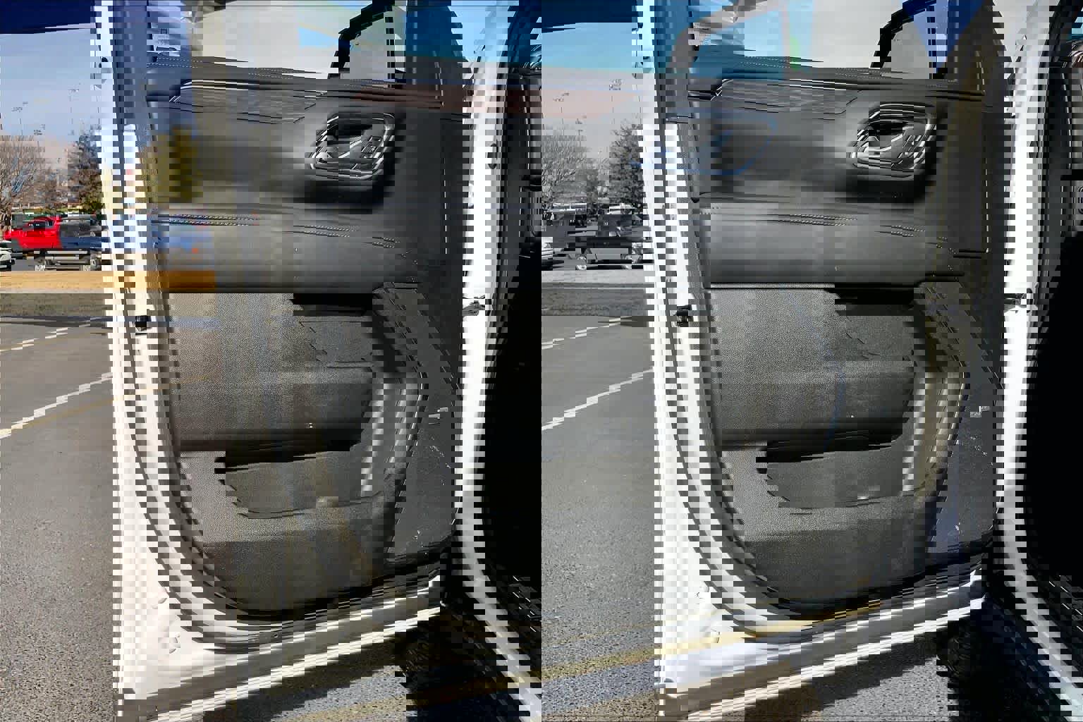 Certified 2024 Chevrolet Tahoe Z71 w/ Luxury Package image 21