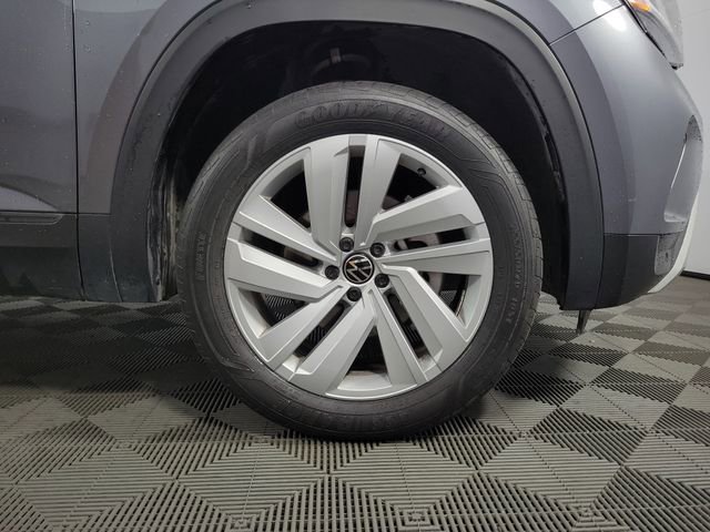 Used 2023 Volkswagen Atlas Cross Sport SE image 25
