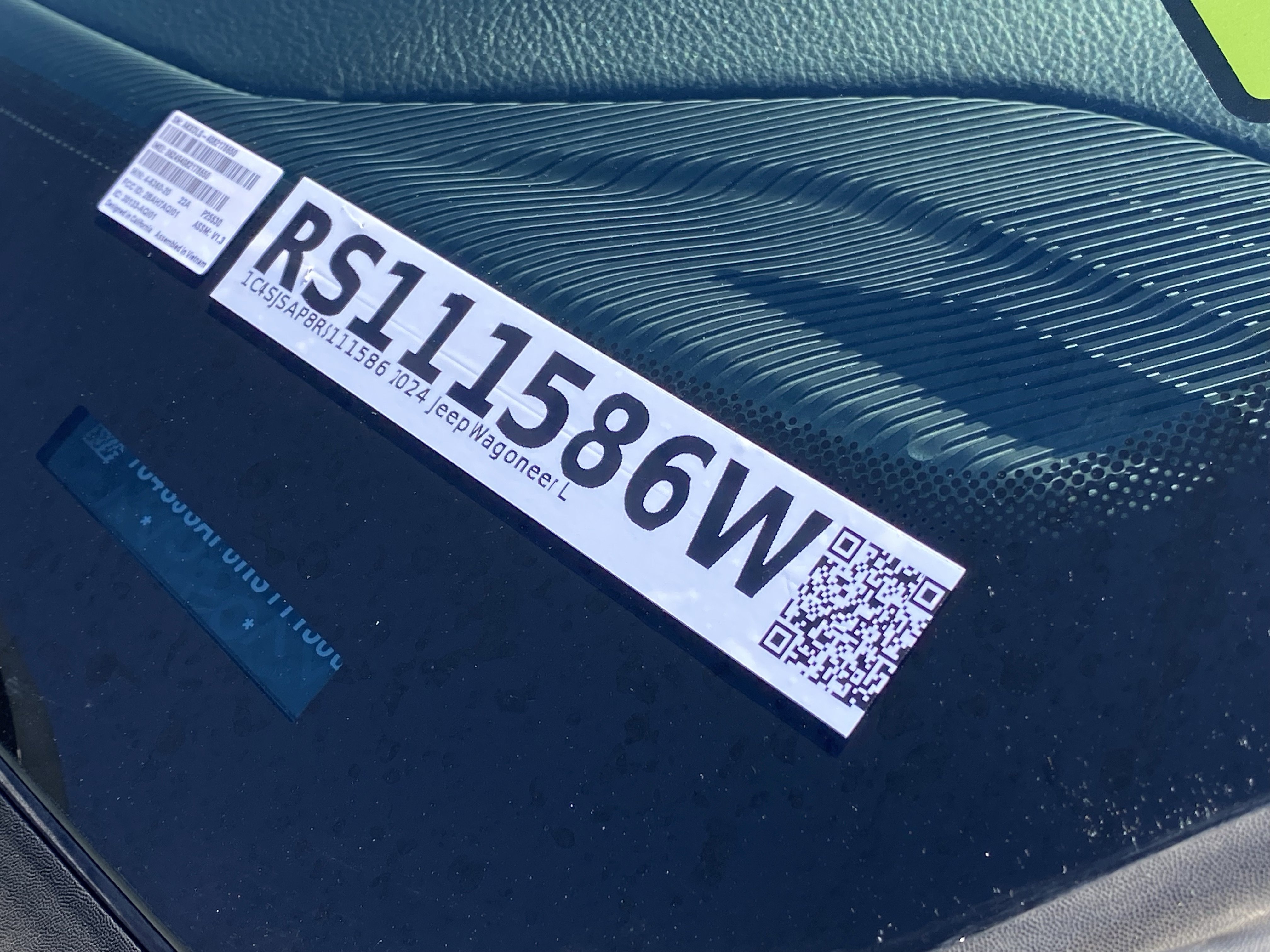 Used 2024 Jeep Wagoneer L 4WD image 33