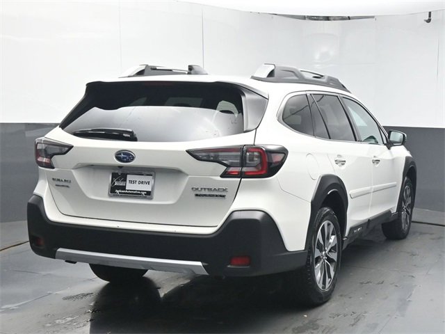 Used 2025 Subaru Outback Touring XT w/ Tech Package 3 image 7