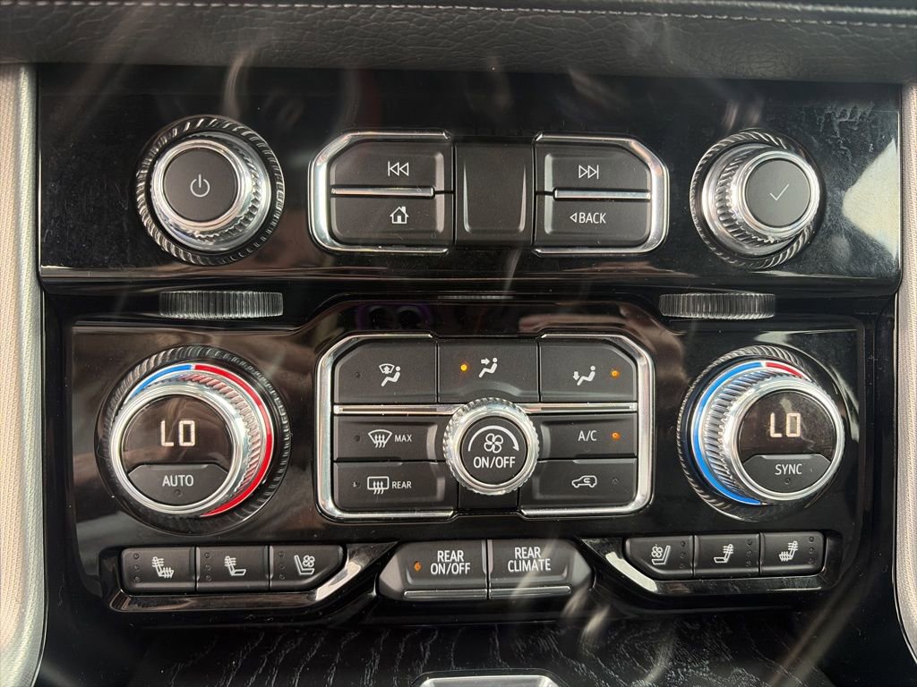 Used 2021 GMC Yukon XL Denali image 21