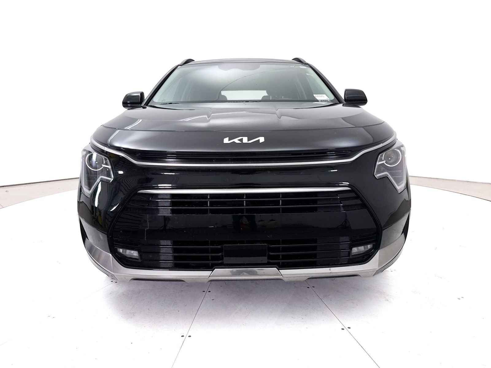 Certified 2025 Kia Niro EX Touring FWD image 13