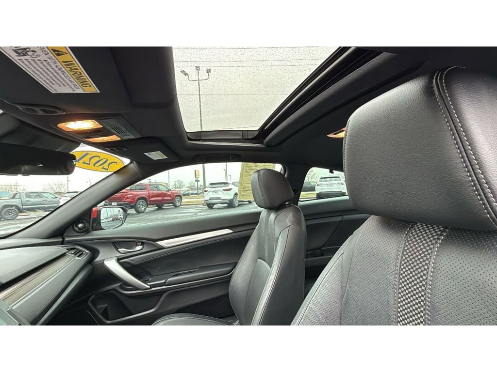Used 2019 Honda Civic Touring image 24