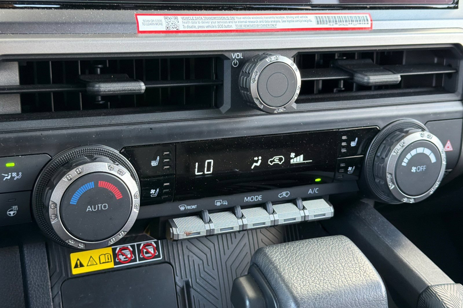 Used 2025 Toyota 4Runner TRD Off-Road Premium AWD/4WD image 25
