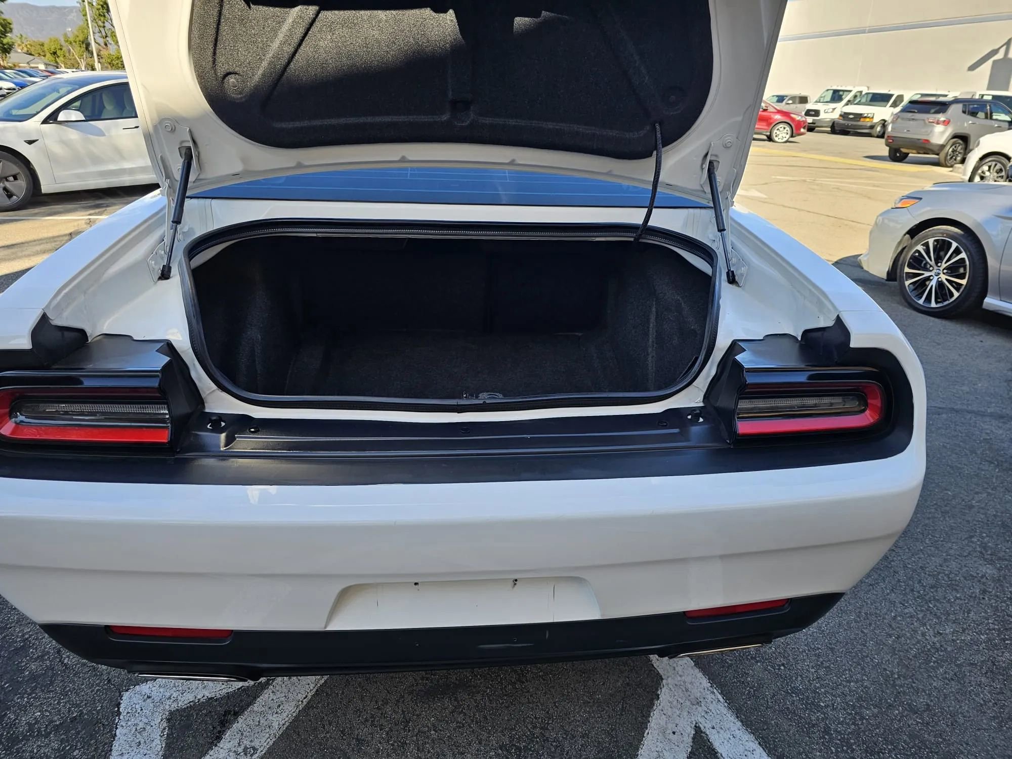 Used 2019 Dodge Challenger SXT w/ Blacktop Package image 20