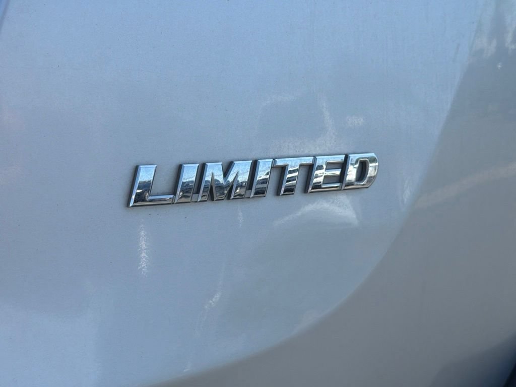 Used 2013 Toyota RAV4 Limited FWD image 14
