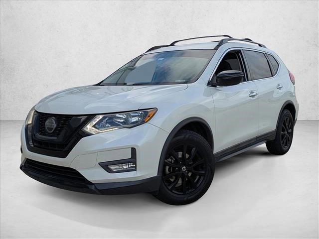 Used 2018 Nissan Rogue SV image 1