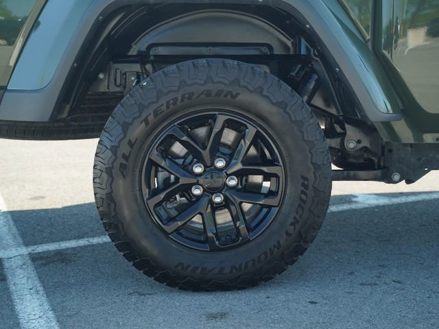Used 2021 Jeep Gladiator Sport AWD/4WD image 41