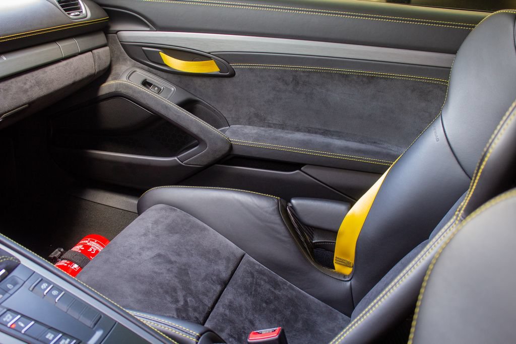 Used 2020 Porsche 718 Cayman GT4 RWD image 20