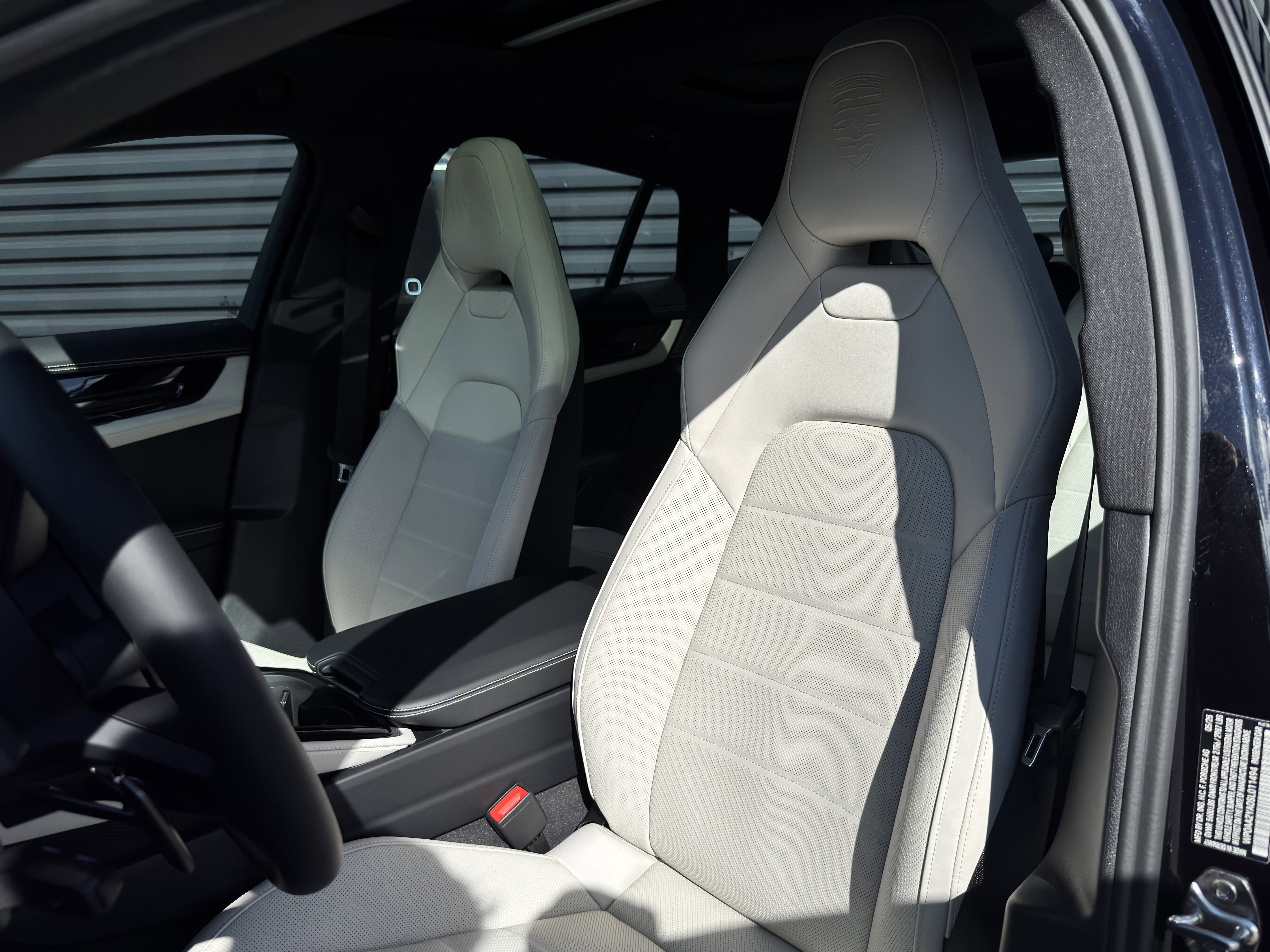 New 2025 Porsche Panamera 4 image 5