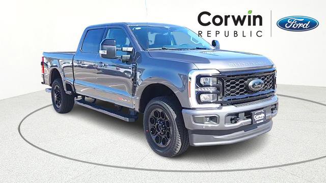 New 2026 Ford F250 Lariat w/ Black Appearance Package AWD/4WD image 1