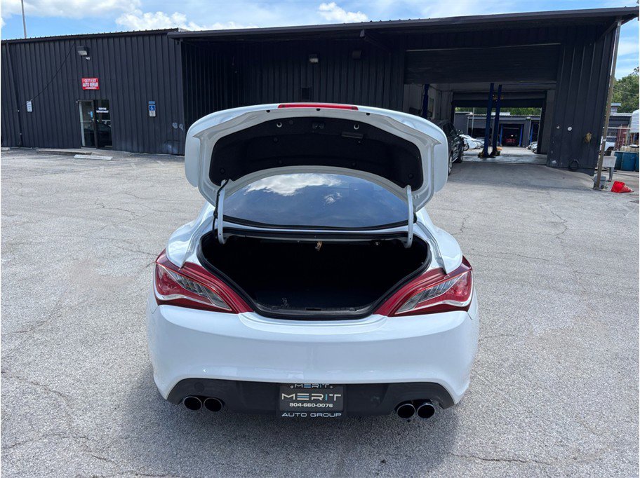 Used 2016 Hyundai Genesis 3.8 RWD image 37