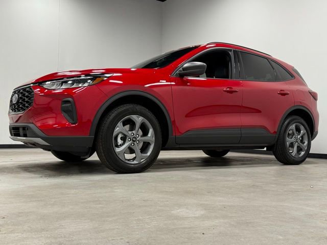 Used 2025 Ford Escape ST-Line w/ Tech Pack #1 image 5