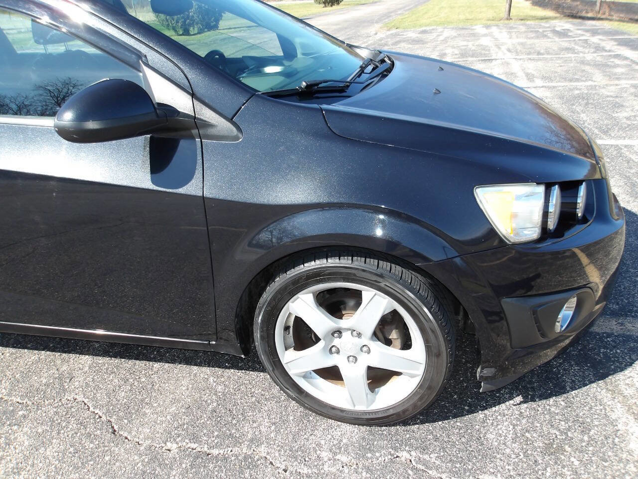 Used 2015 Chevrolet Sonic LTZ image 27