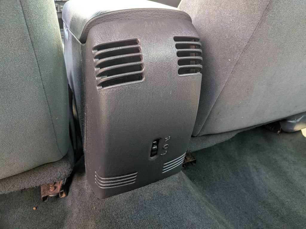 Used 2001 Dodge Intrepid SE FWD image 31