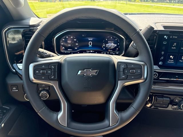 Used 2024 Chevrolet Silverado 1500 RST AWD/4WD image 29